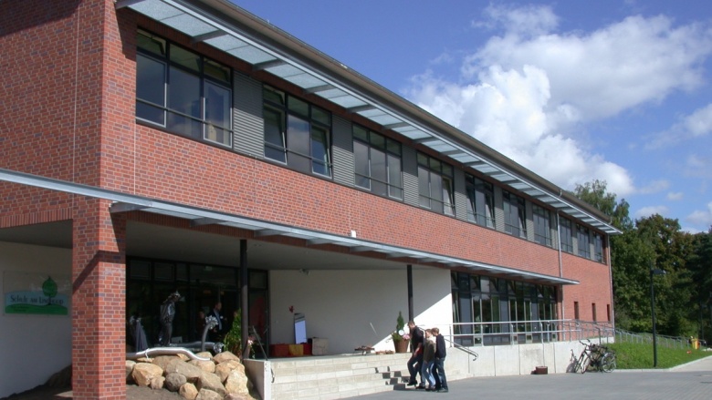Schulzentrum mit Haupt- und Realschule, Ganztagsschule